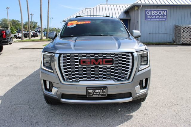 Used 2021 GMC Yukon XL Denali w/ Denali Premium Package AWD/4WD image 2