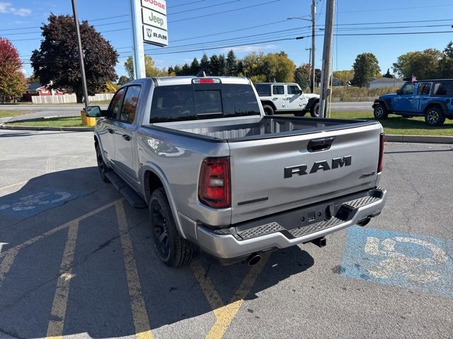 New 2026 RAM 1500 4x4 Crew Cab image 5