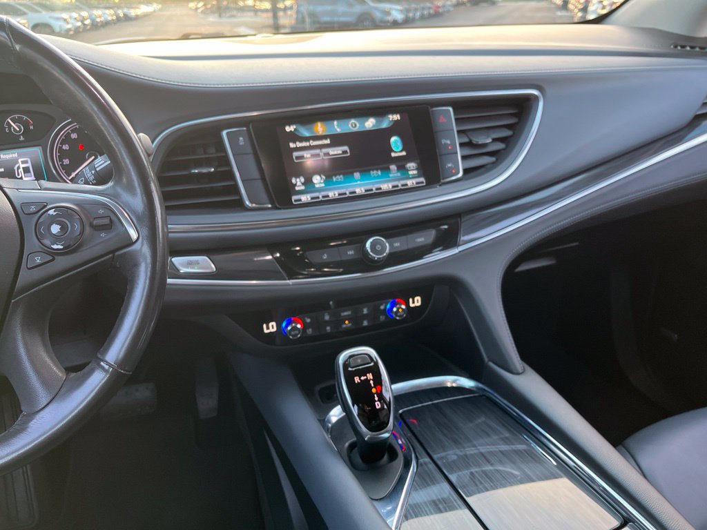 Used 2018 Buick Enclave Premium FWD image 21