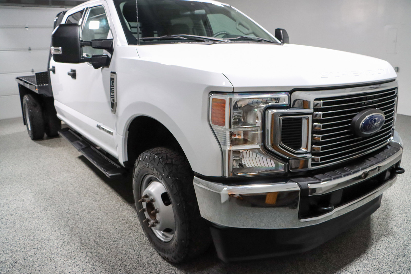Used 2022 Ford F350 XLT image 6