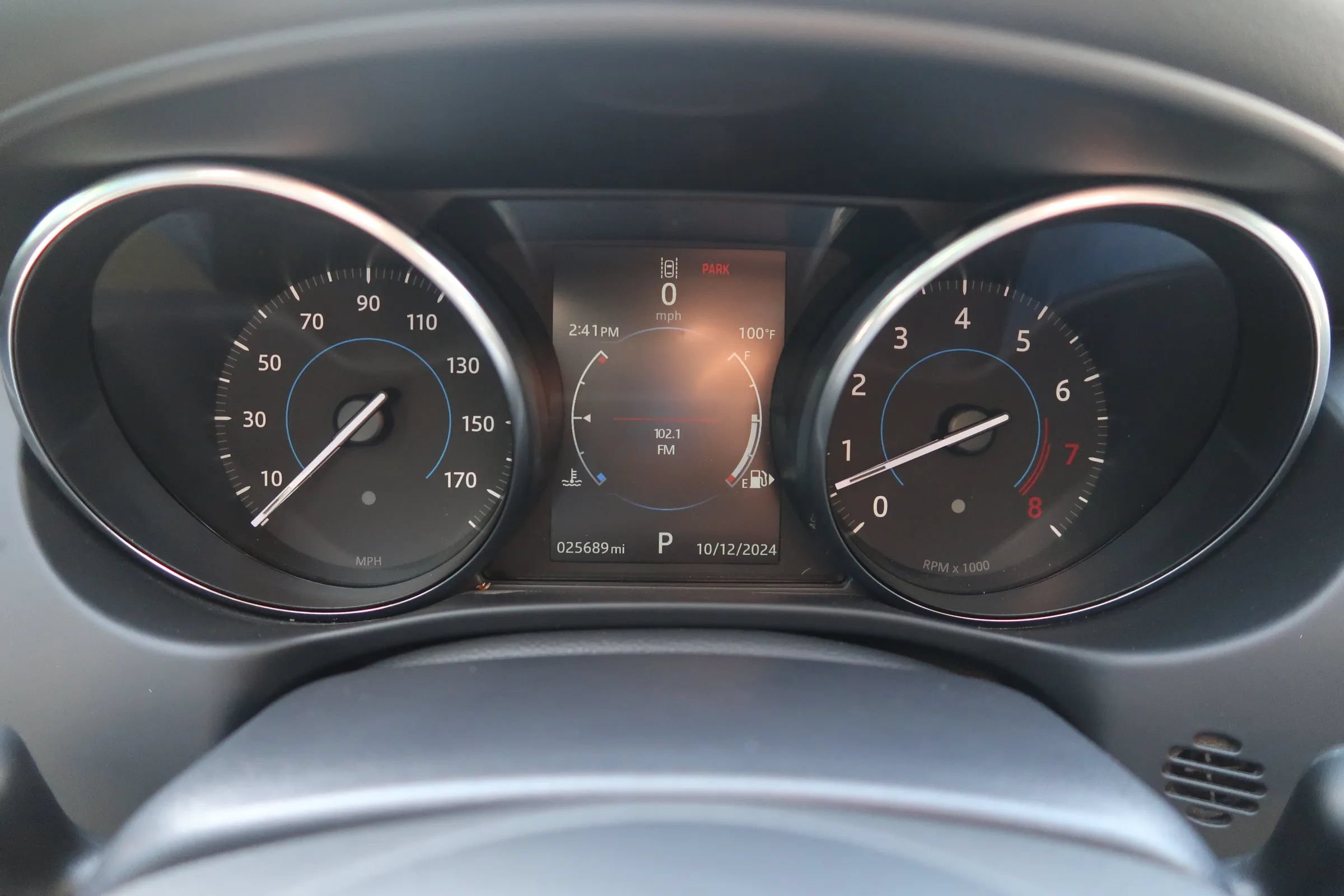 Used 2017 Jaguar XE First Edition RWD image 36