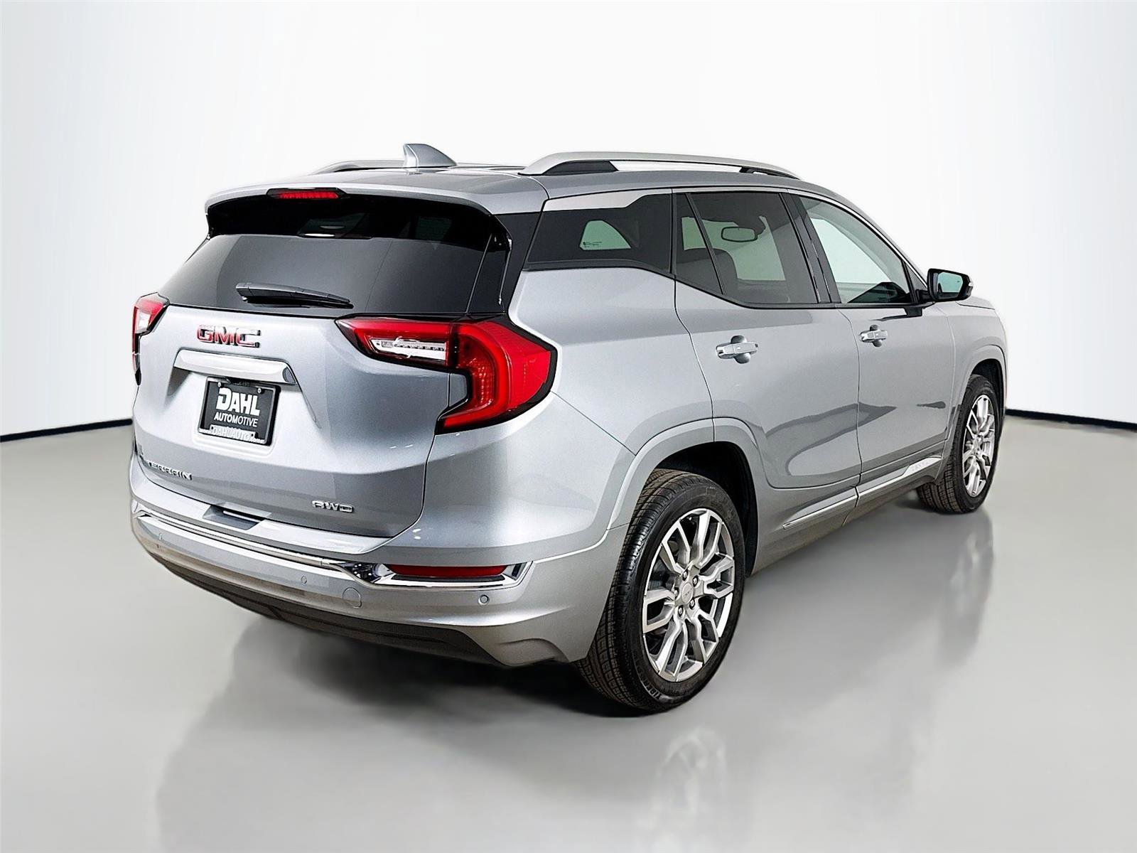 Used 2023 GMC Terrain Denali w/ LPO, Floor Liner Package image 7