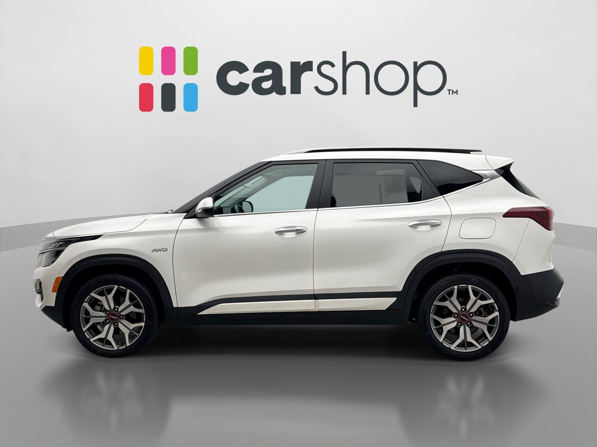 Used 2023 Kia Seltos SX w/ SX Sunroof Package AWD/4WD image 2