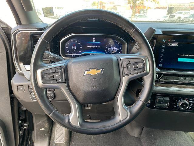 Used 2024 Chevrolet Silverado 2500 LT w/ Convenience Package image 18
