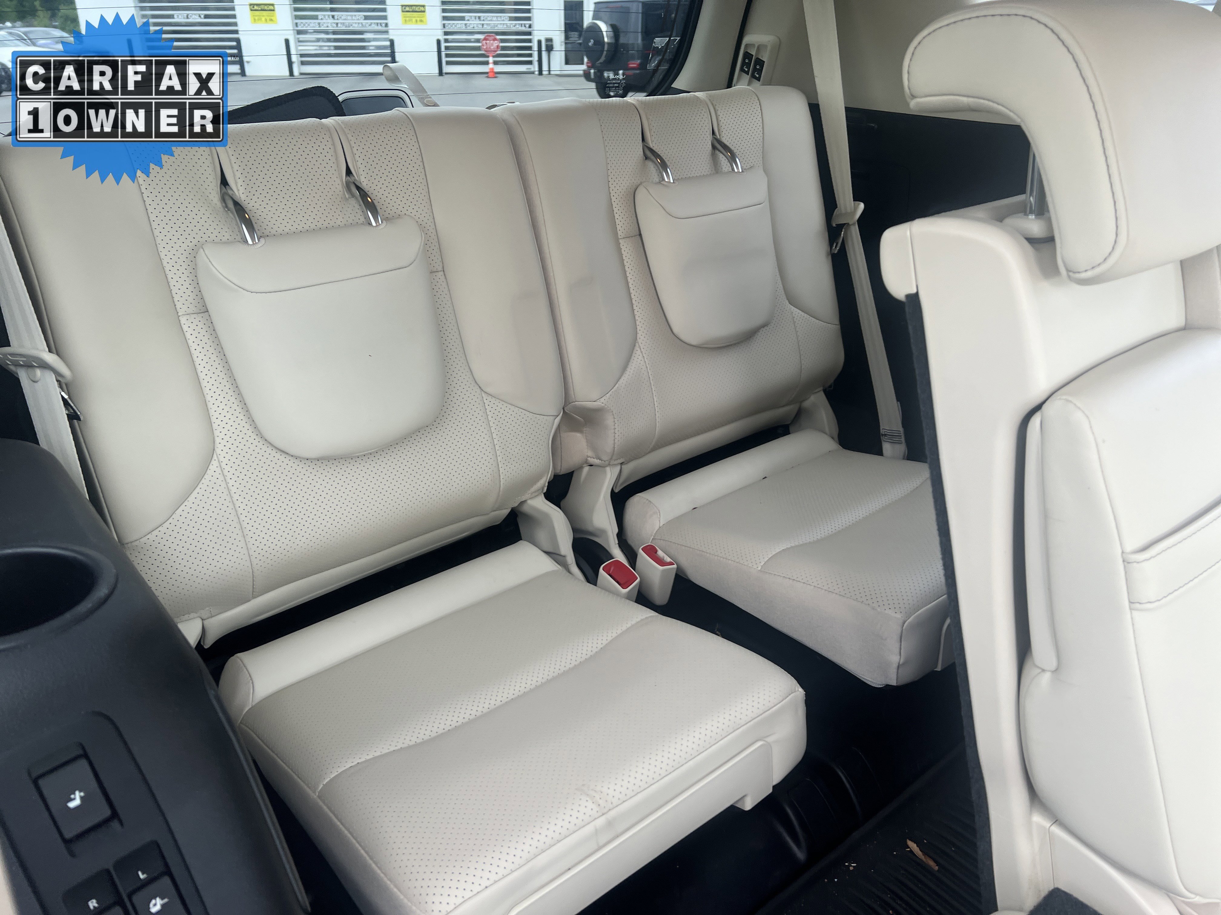 Used 2022 Lexus GX 460 Luxury w/ Accessory Package AWD/4WD image 32