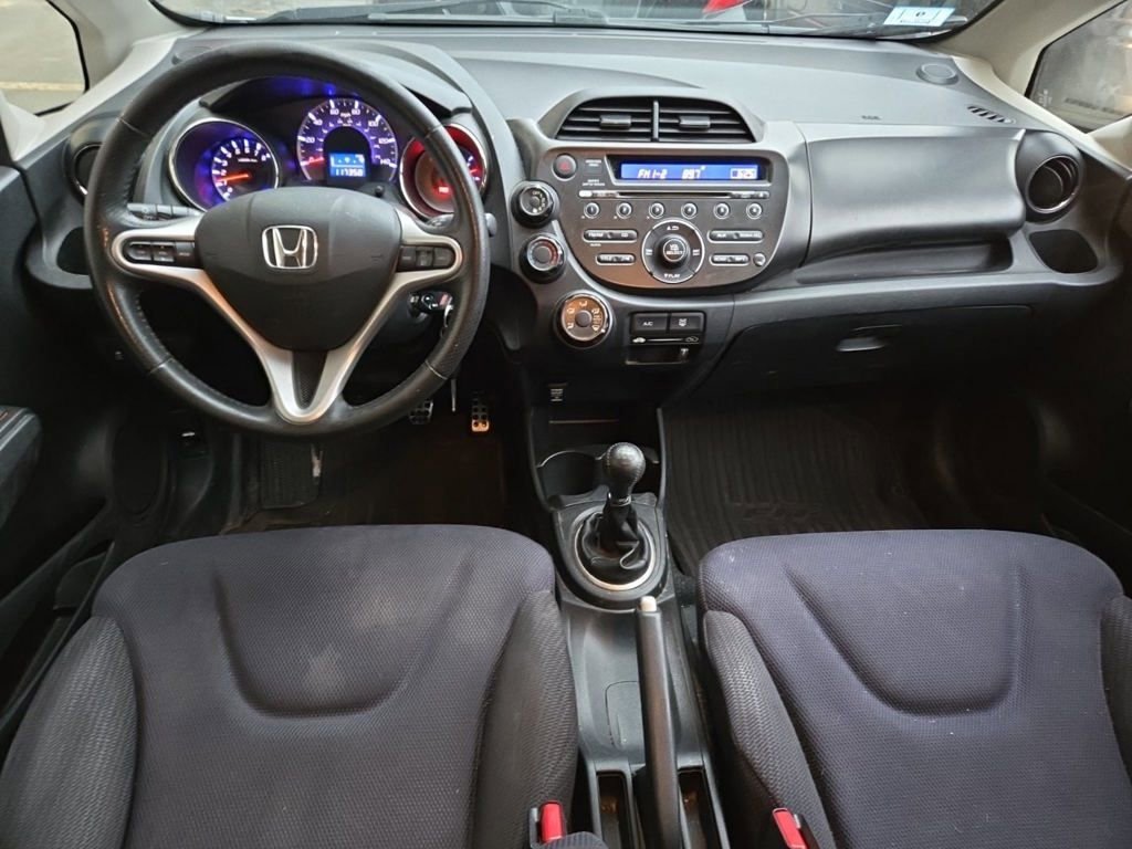 Used 2013 Honda Fit Sport image 8