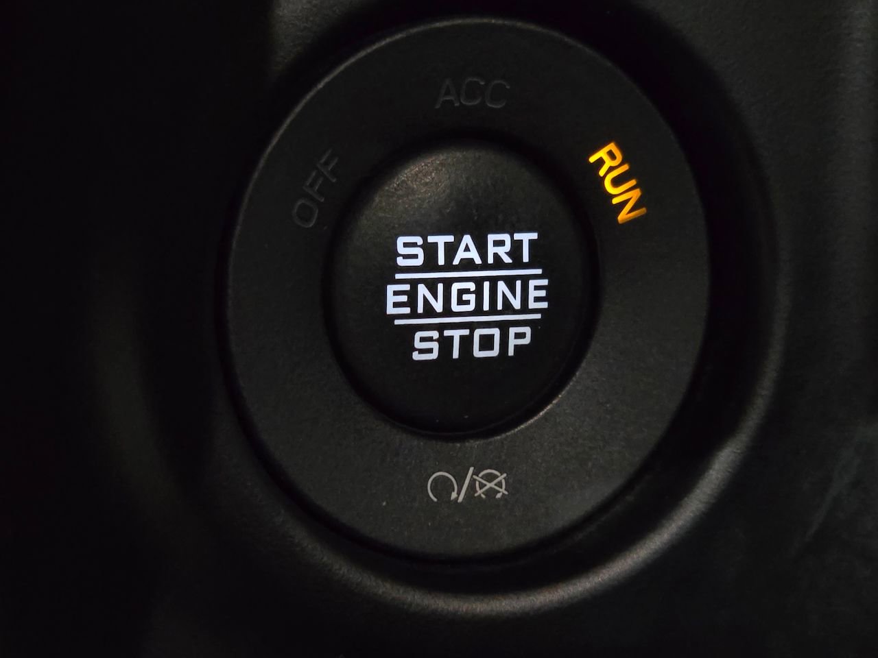 Used 2021 Jeep Gladiator Willys image 24