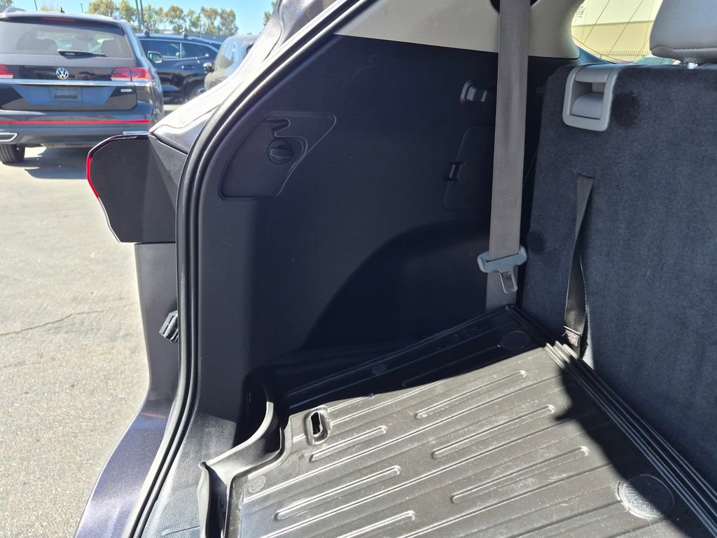 Used 2022 Toyota Highlander XLE image 27