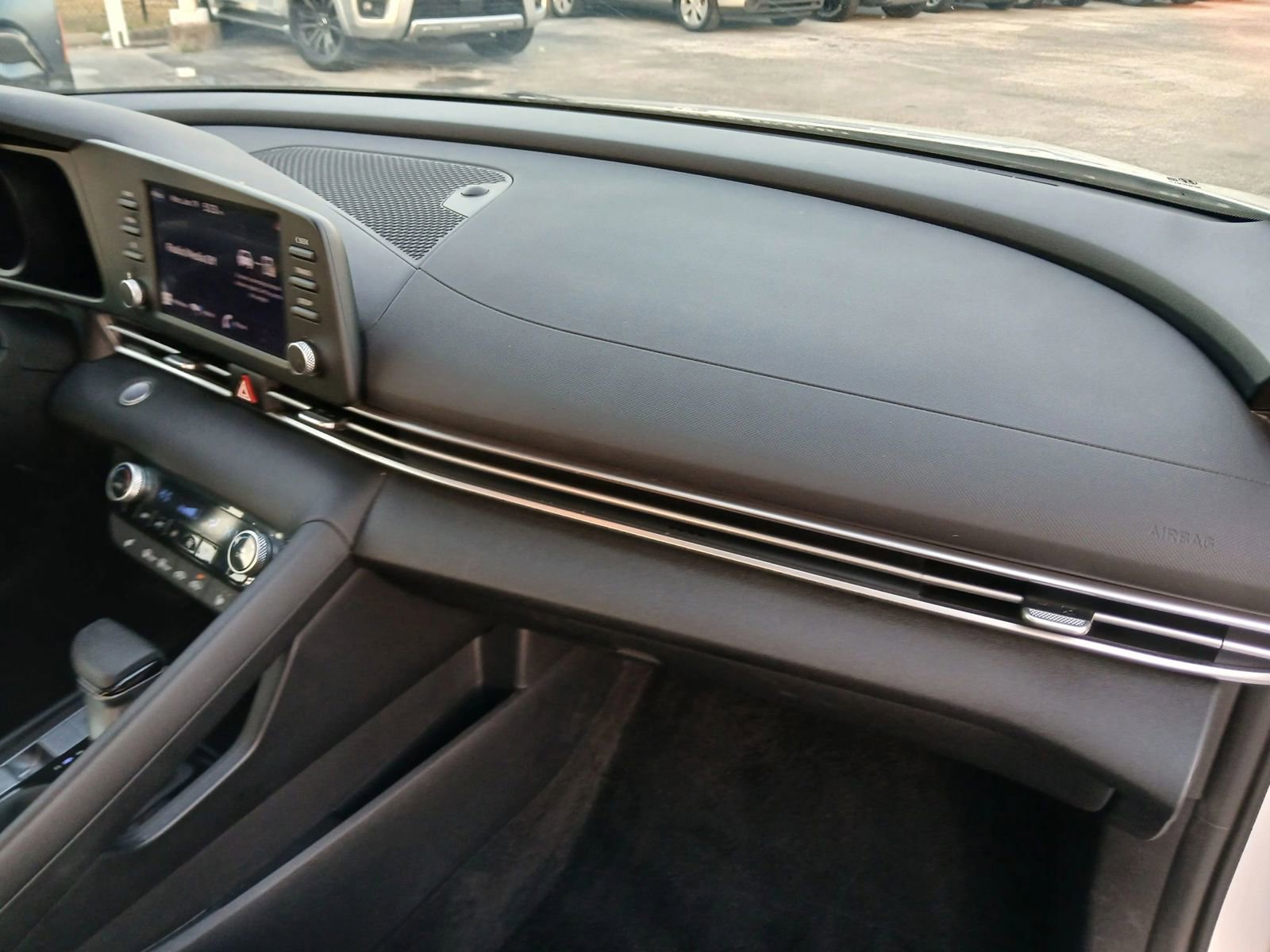 Used 2023 Hyundai Elantra Blue w/ Cargo Package image 19