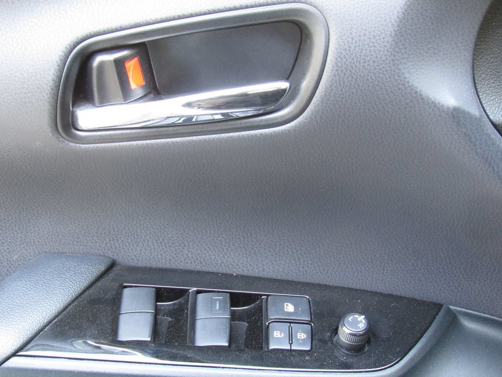 Used 2021 Toyota Prius Prime Limited FWD image 35