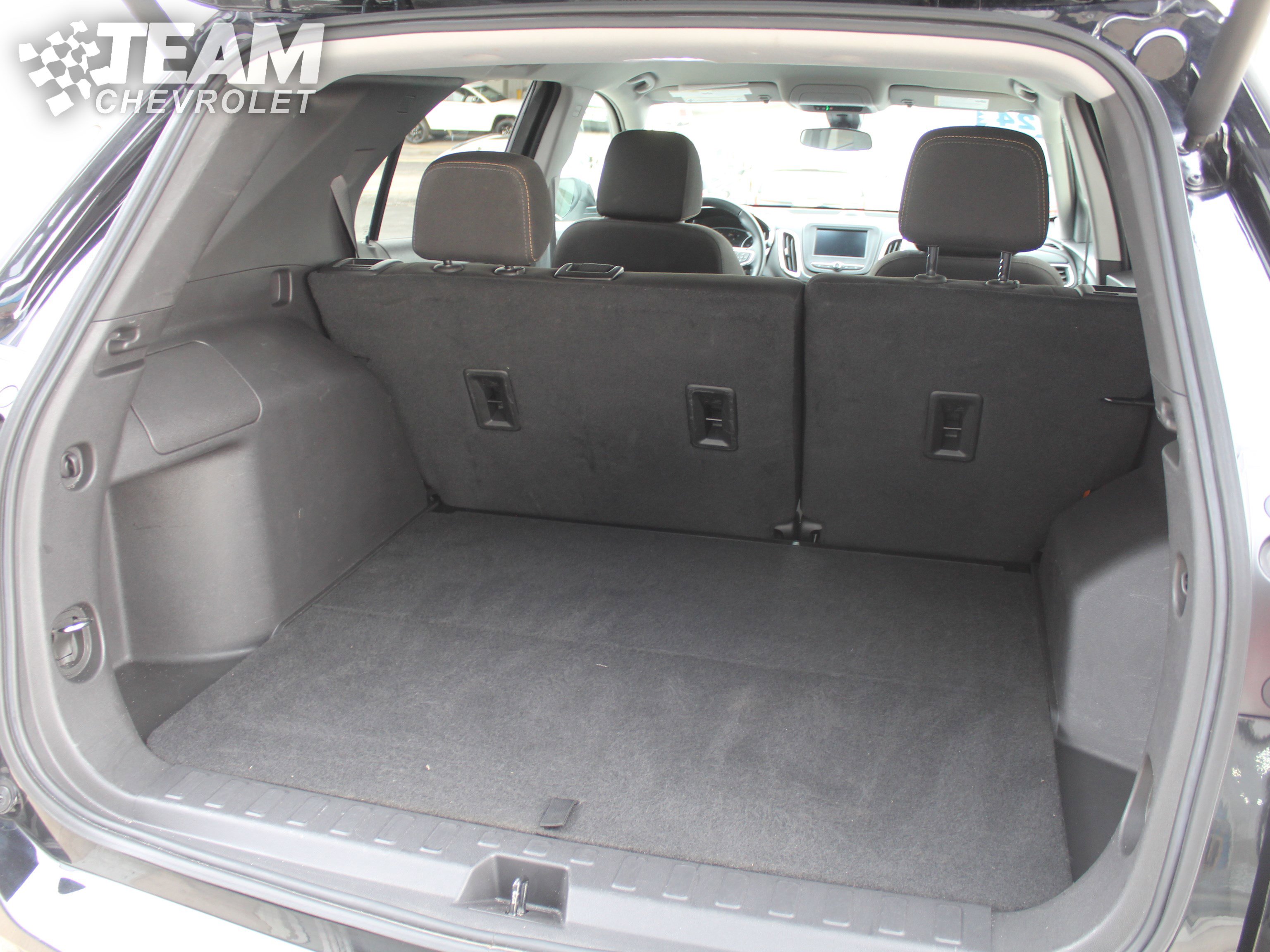 Used 2024 Chevrolet Equinox LT image 28