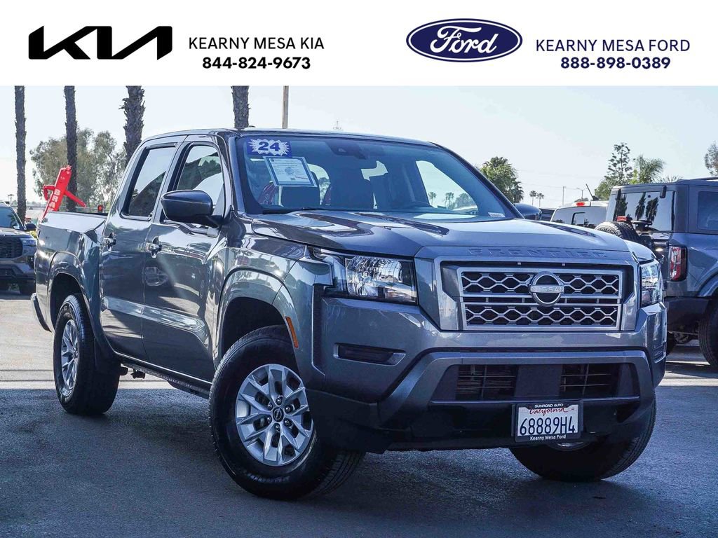 Used 2024 Nissan Frontier SV image 1