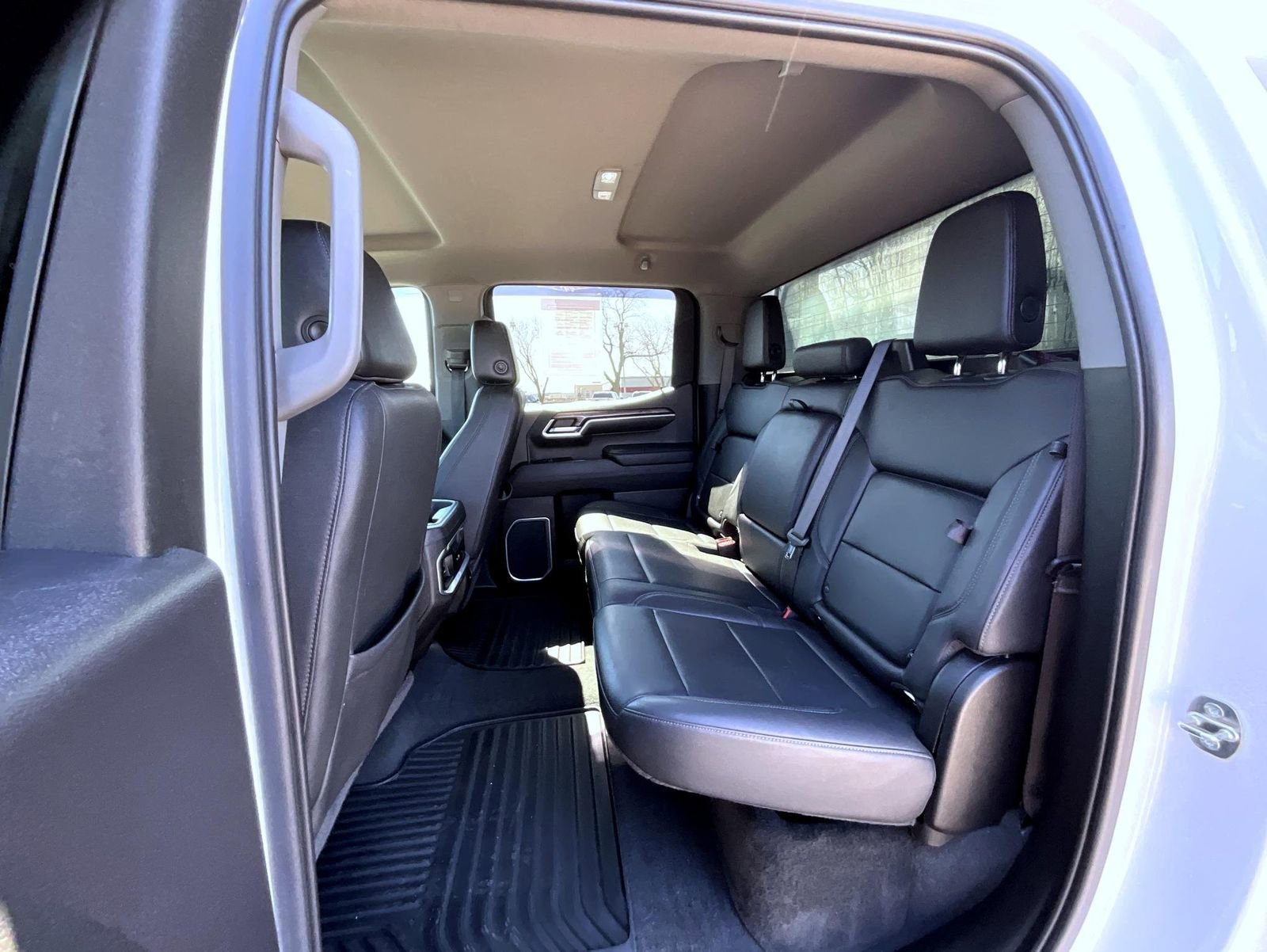 Used 2022 Chevrolet Silverado 1500 LTZ image 20