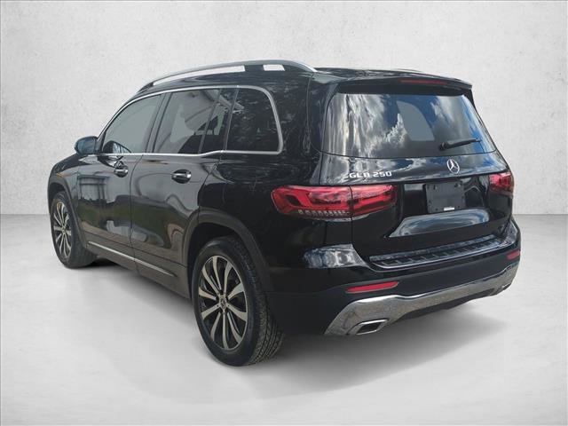 Used 2020 Mercedes-Benz GLB 250 w/ Premium Package image 8