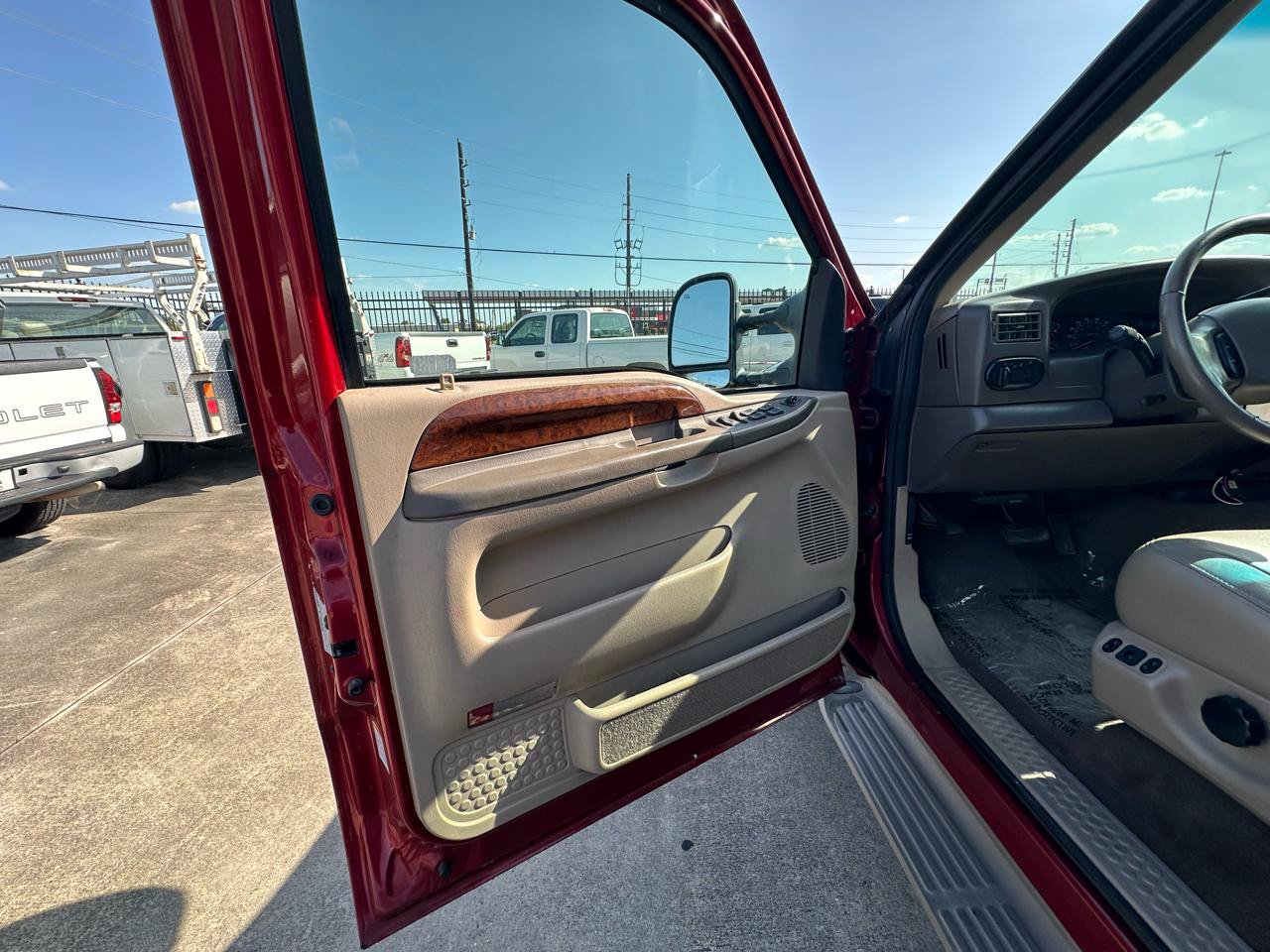 Used 2001 Ford Excursion Limited AWD/4WD image 11