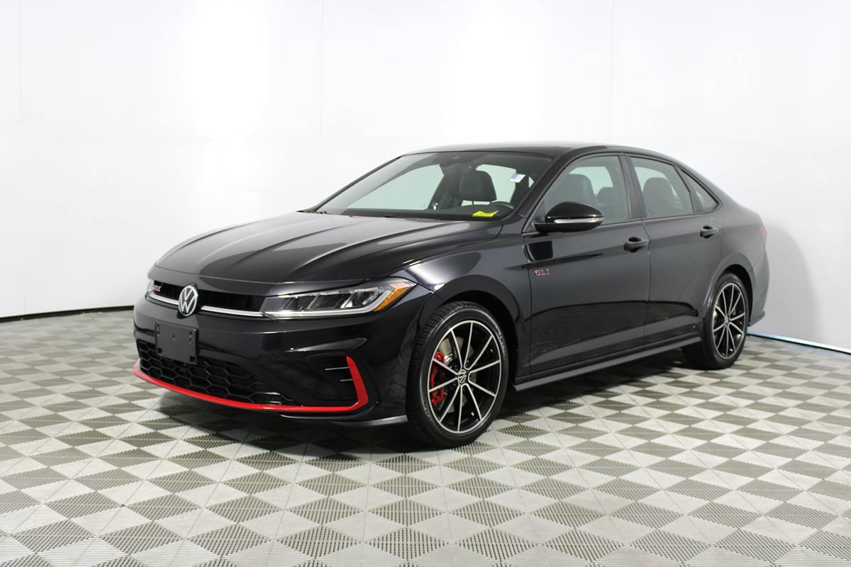 Used 2025 Volkswagen Jetta GLI Autobahn FWD image 3