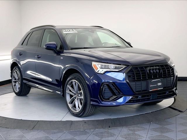 Used 2021 Audi Q3 2.0T Premium Plus w/ Premium Plus Package AWD/4WD image 1