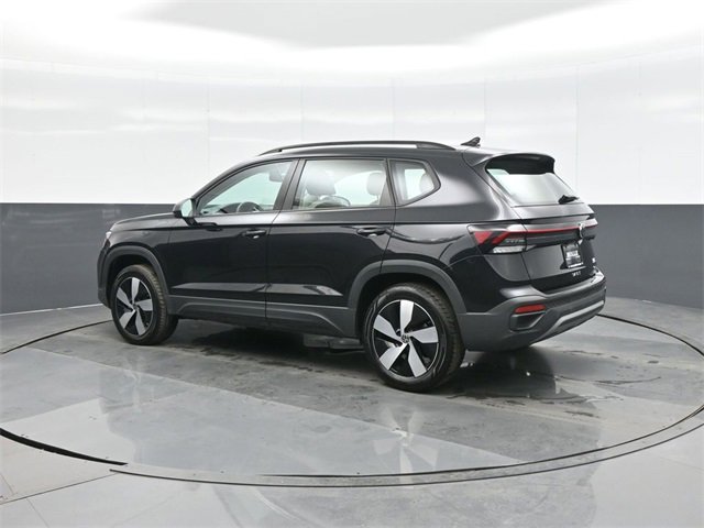 Certified 2025 Volkswagen Taos S image 5