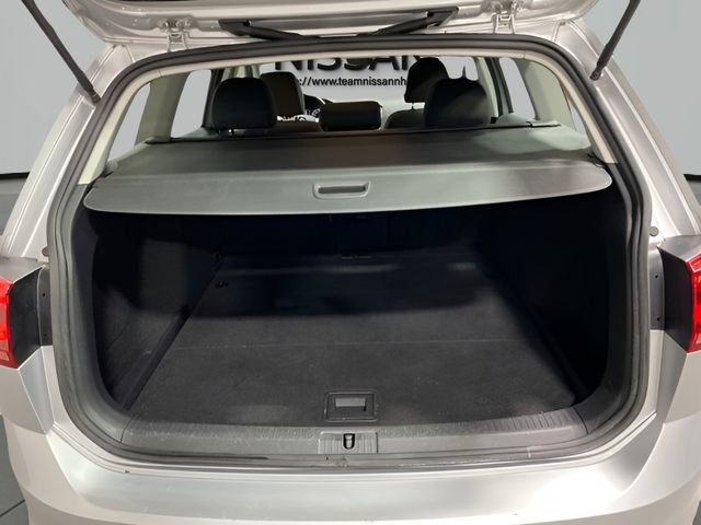 Used 2016 Volkswagen Golf S FWD image 24