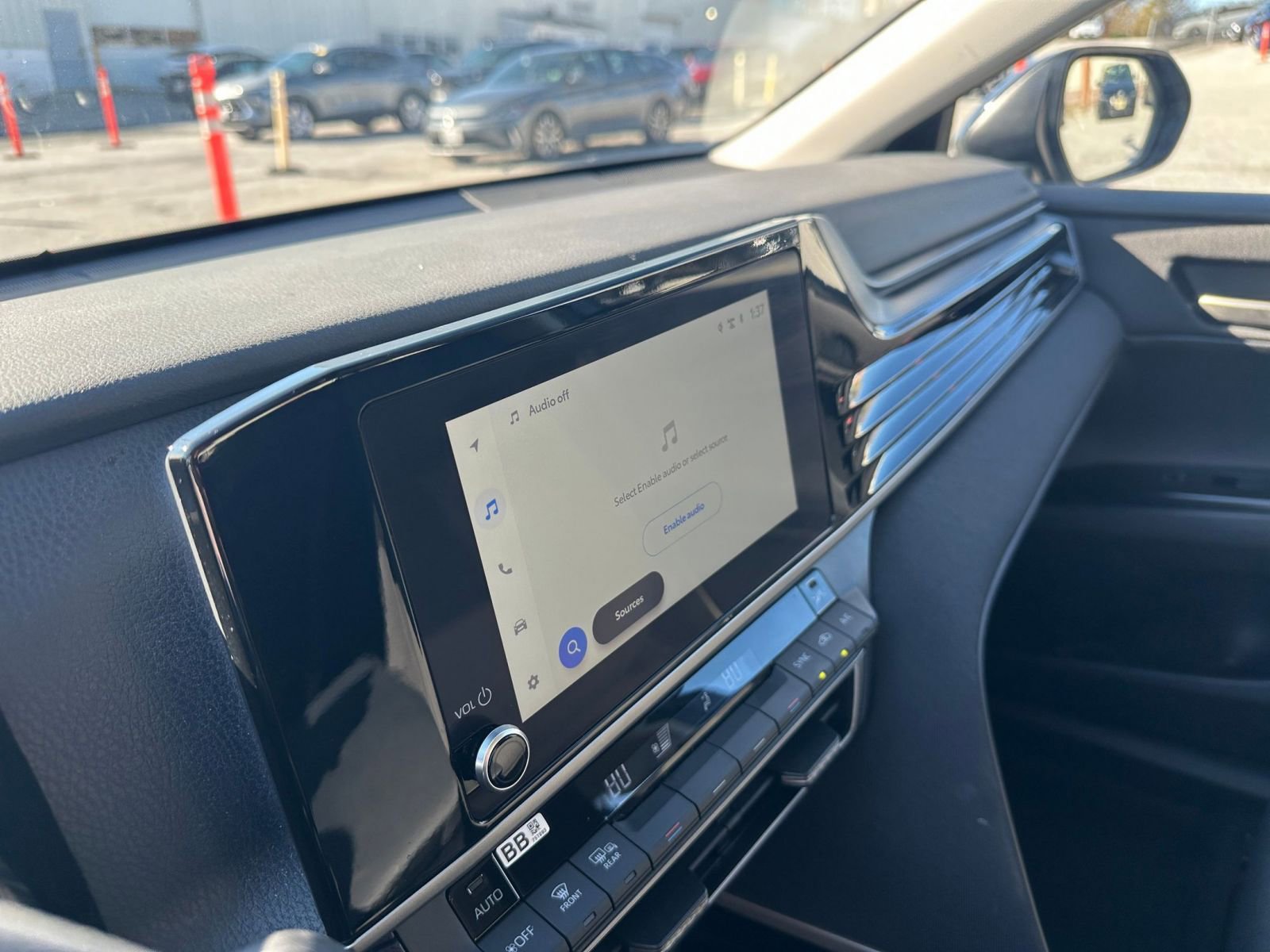 Used 2025 Toyota Camry LE image 21