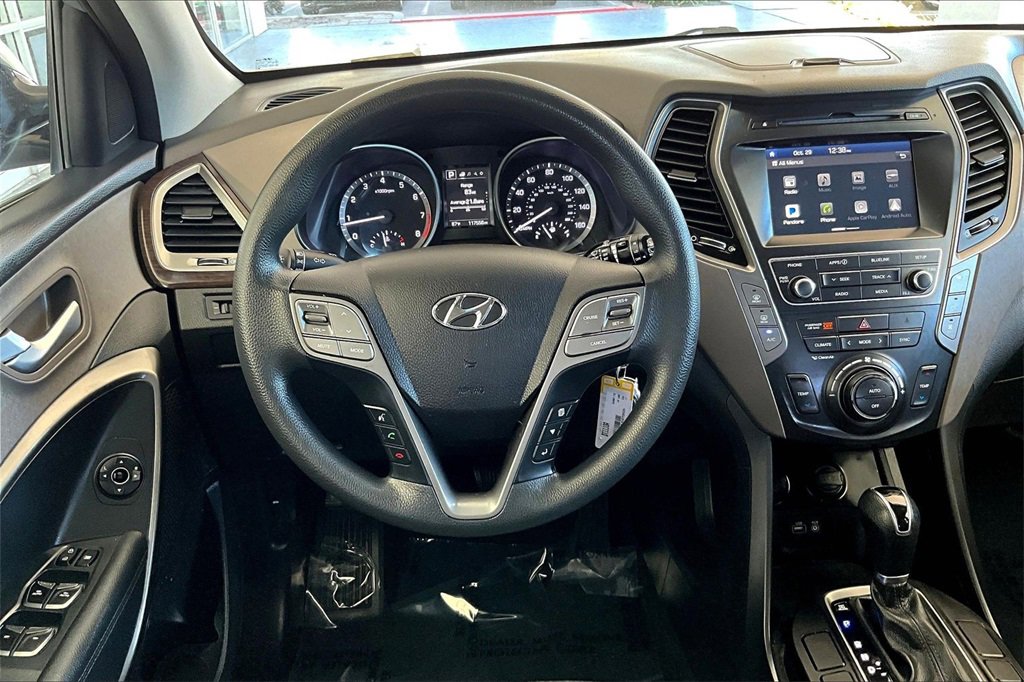 Used 2018 Hyundai Santa Fe SE w/ Cargo Package image 8