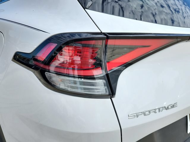 Certified 2025 Kia Sportage EX FWD image 34