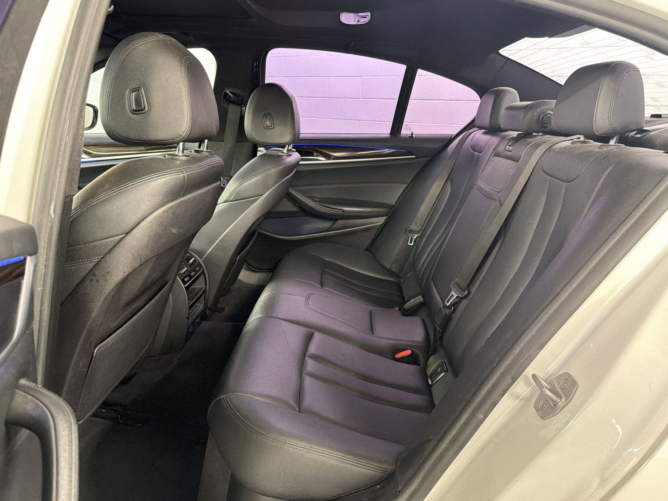 Used 2018 BMW 530e xDrive 530e xDrive iPerformance image 14