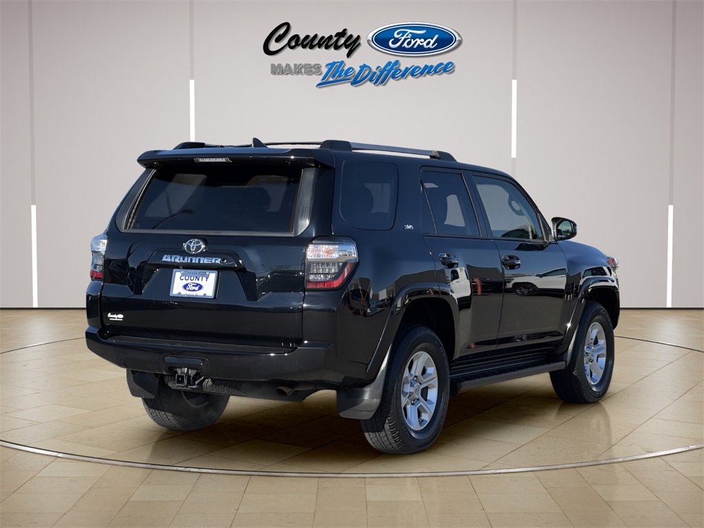 Used 2020 Toyota 4Runner SR5 image 7