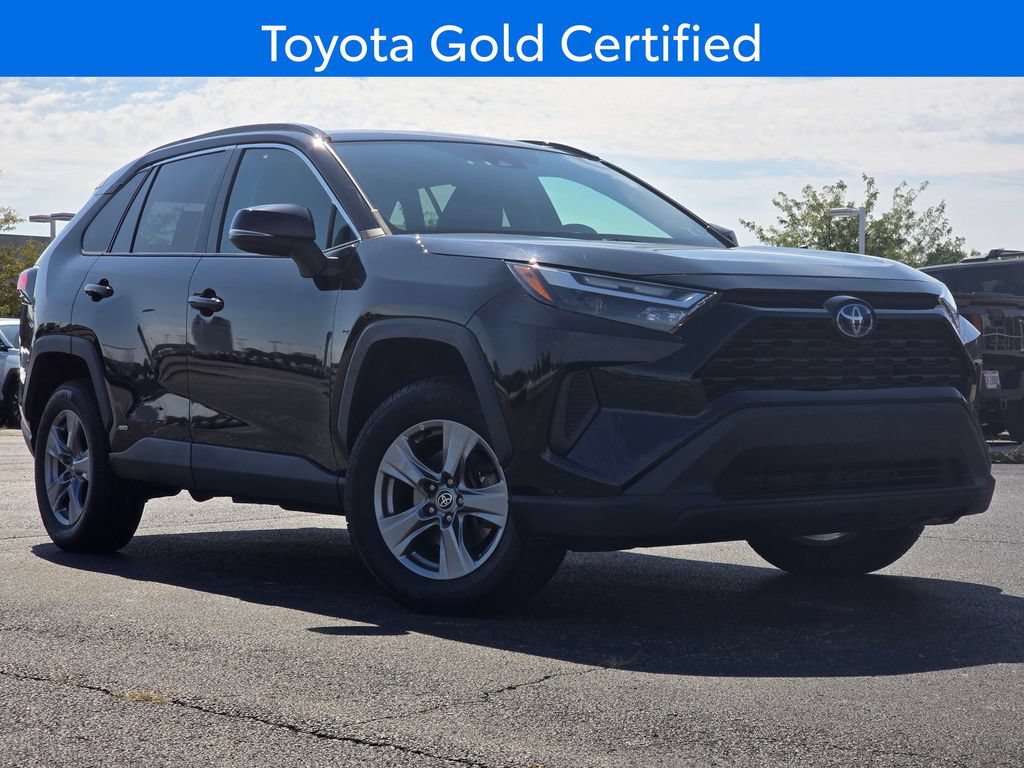 Certified 2022 Toyota RAV4 XLE w/ Convenience Package AWD/4WD image 2