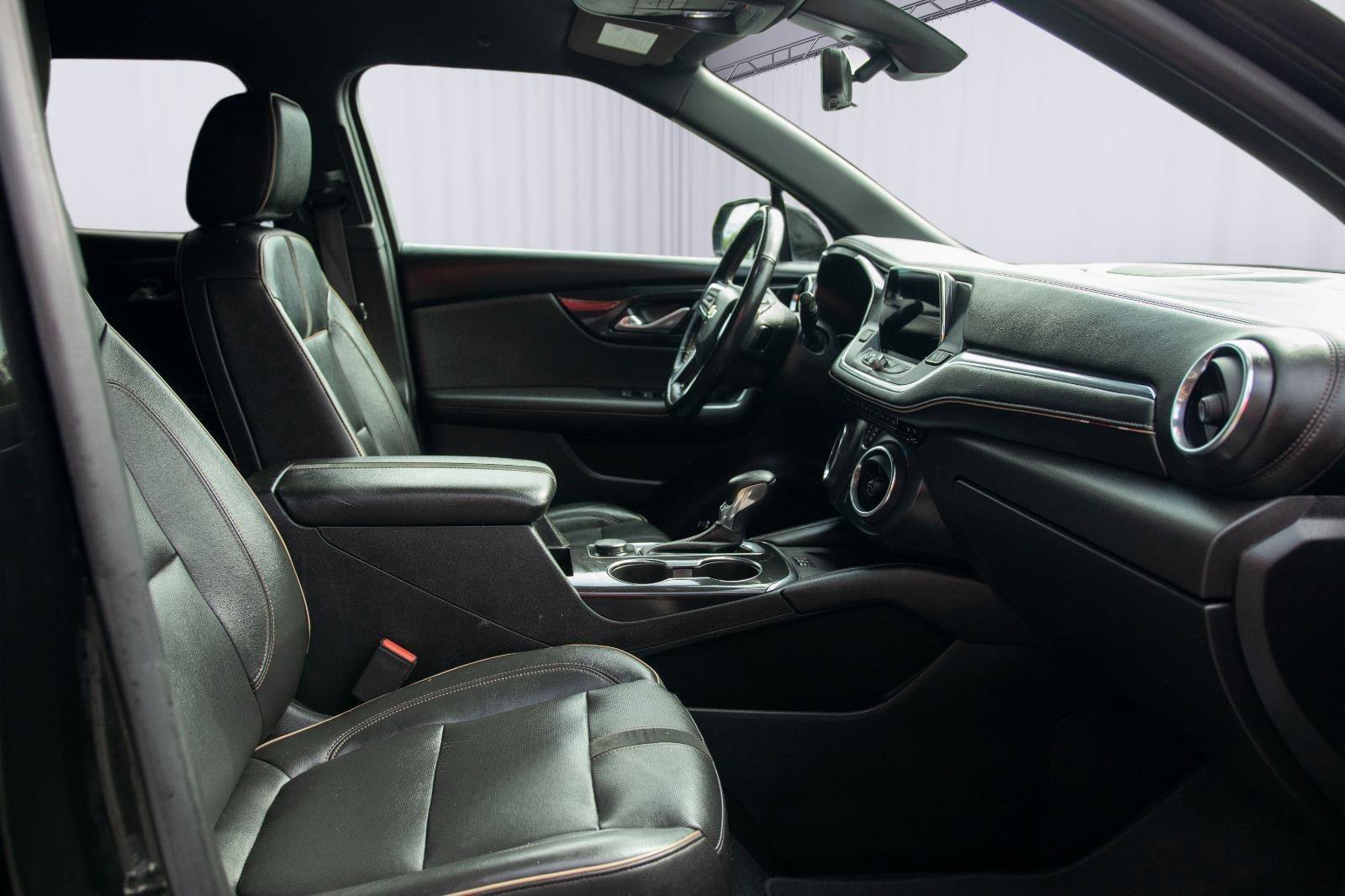 Used 2019 Chevrolet Blazer Premier w/ Driver Confidence II Package image 16