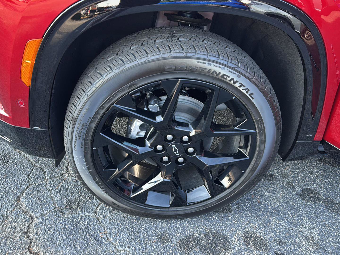 New 2026 Chevrolet Traverse RS w/ LPO, Floor Liner Package image 32