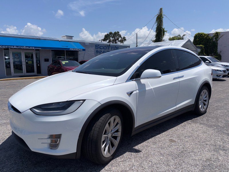 Used 2021 Tesla Model X Long Range AWD/4WD image 1