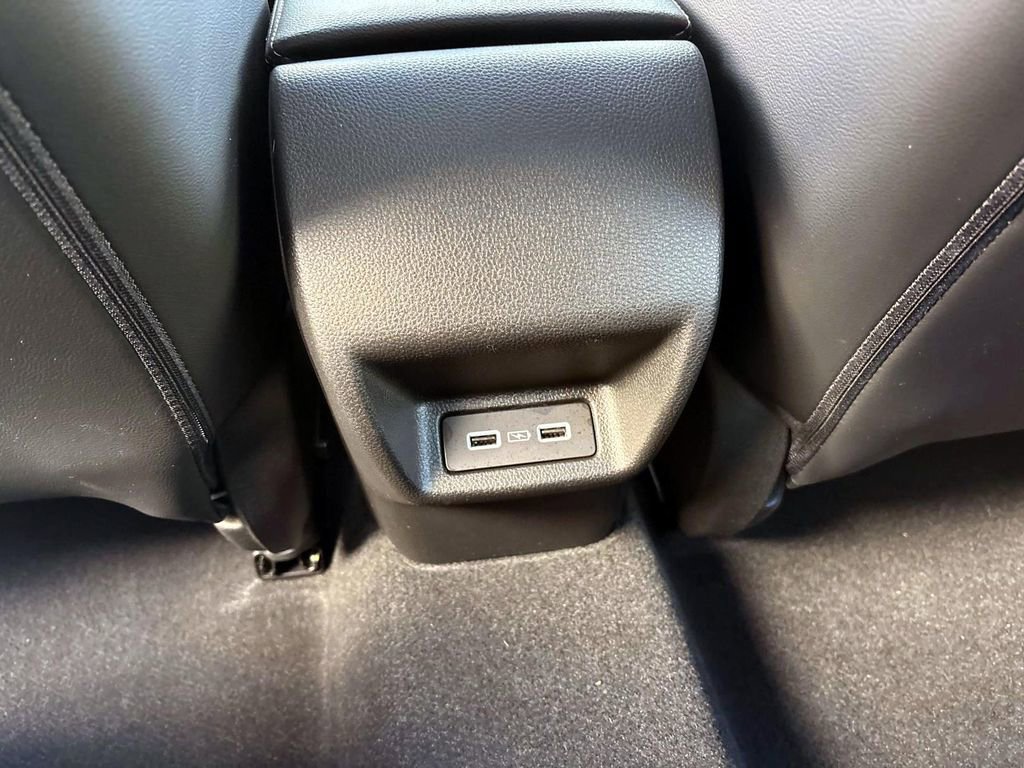 Used 2024 Honda Civic Touring image 32