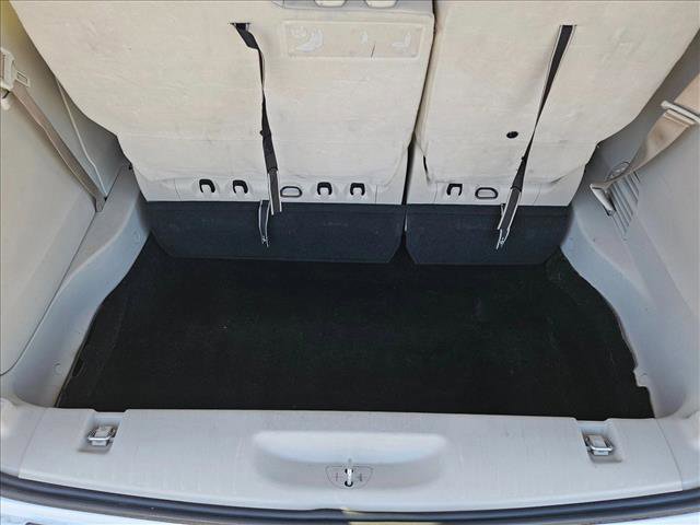 Used 2021 Chrysler Pacifica Touring-L FWD image 6
