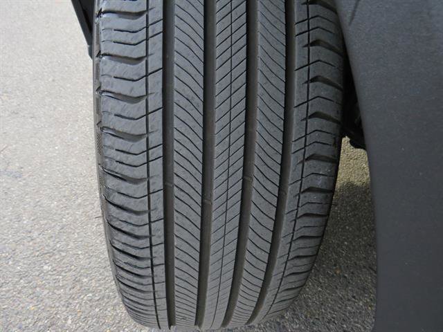 Used 2025 Mercedes-Benz GLC 300 4MATIC image 22