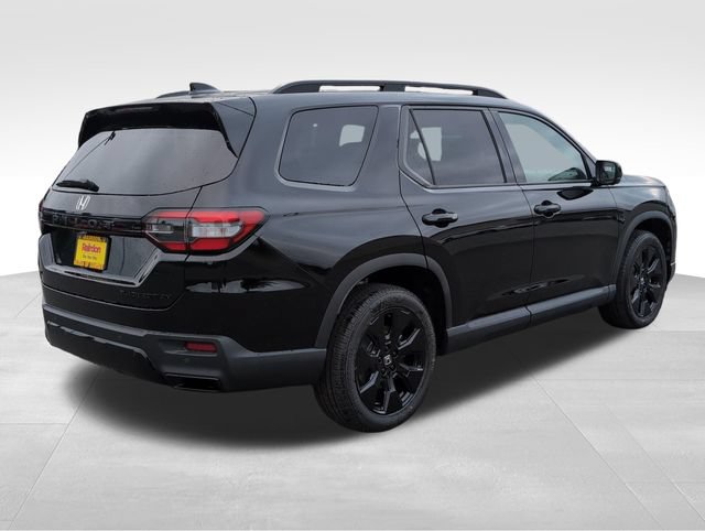 New 2026 Honda Pilot Black Edition image 8