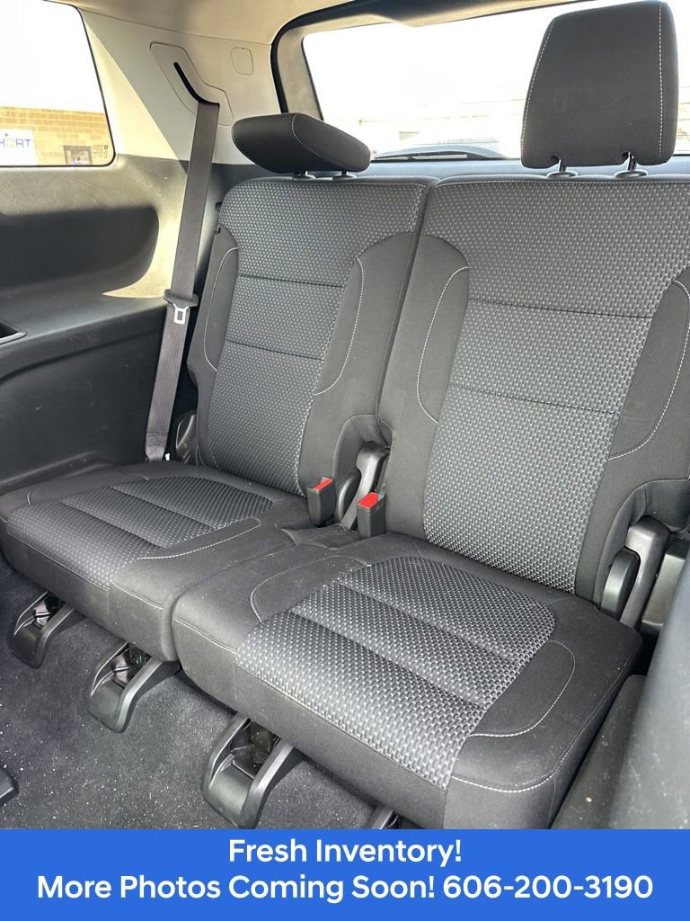 Used 2022 GMC Acadia SLE w/ Driver Convenience Package image 11