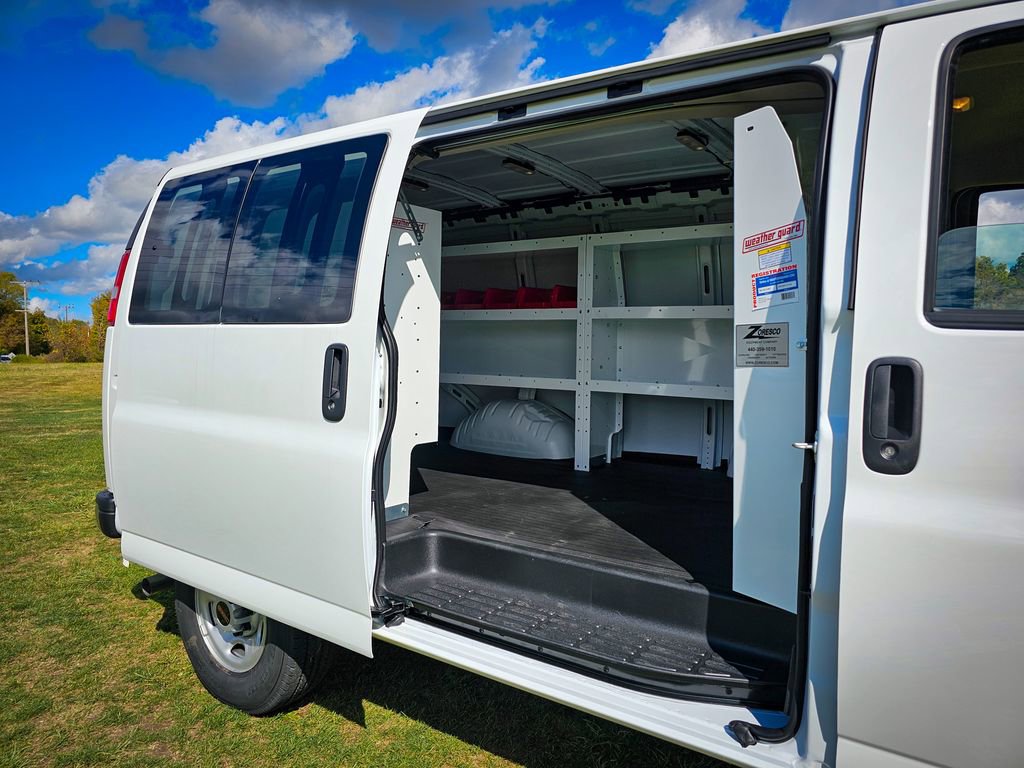 New 2025 GMC Savana 3500 Work Van 3D Cargo Van w/ Driver Convenience Package image 25