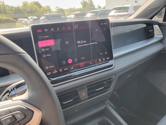 New 2026 Volkswagen Tiguan SE R-Line AWD/4WD image 24
