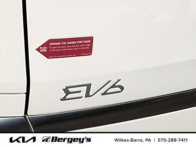 New 2025 Kia EV6 Wind image 22