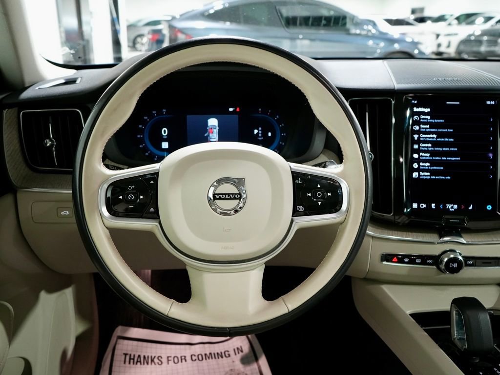 Used 2023 Volvo XC60 B5 Plus w/ Climate Package image 16