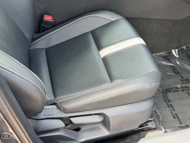 Used 2025 Toyota Camry SE FWD image 9