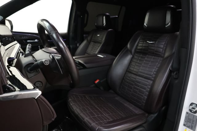Used 2024 Cadillac Escalade ESV V w/ Heavy-Duty Trailer Package AWD/4WD image 85
