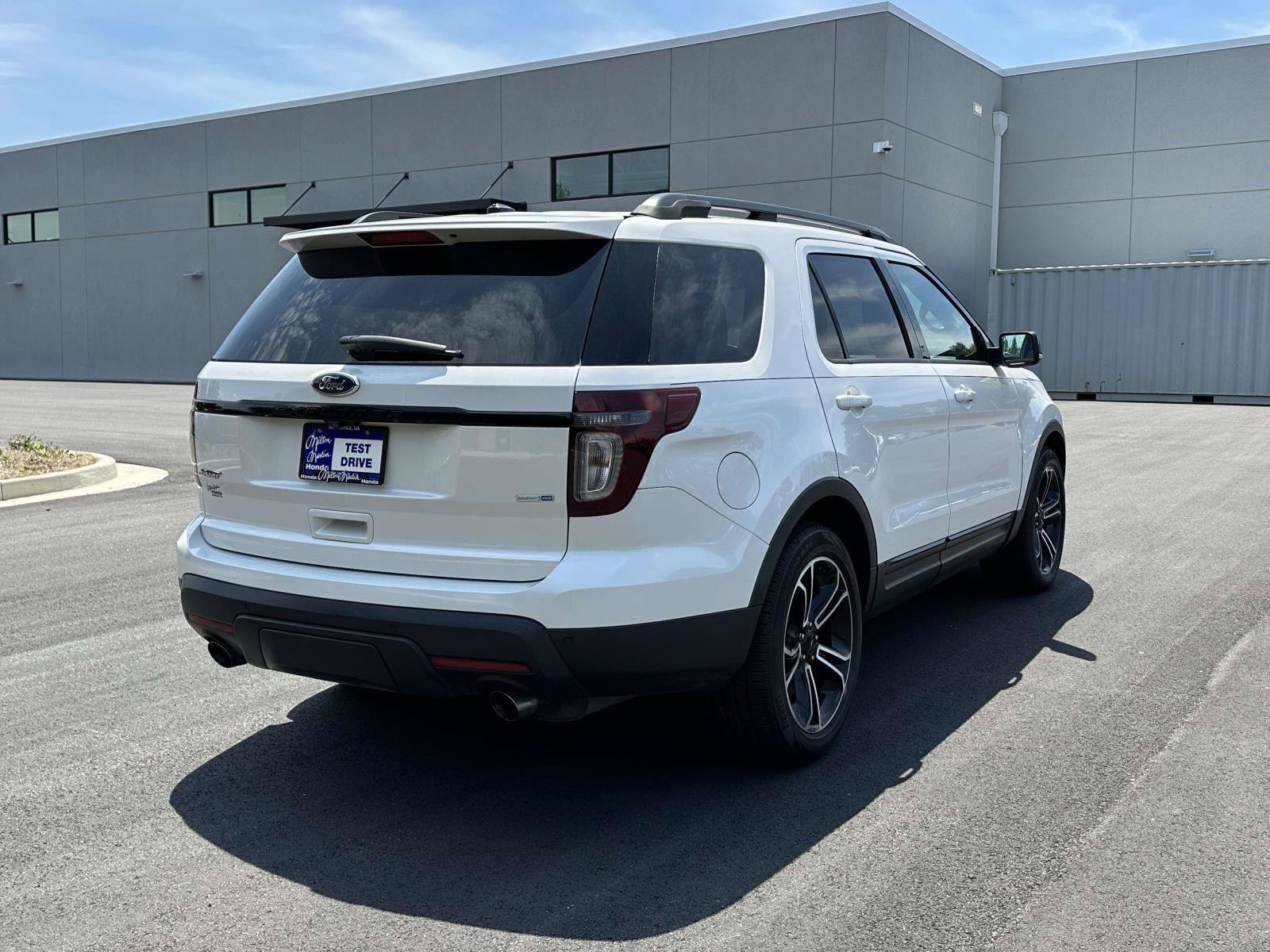 Used 2015 Ford Explorer Sport w/ Equipment Group 401A AWD/4WD image 27