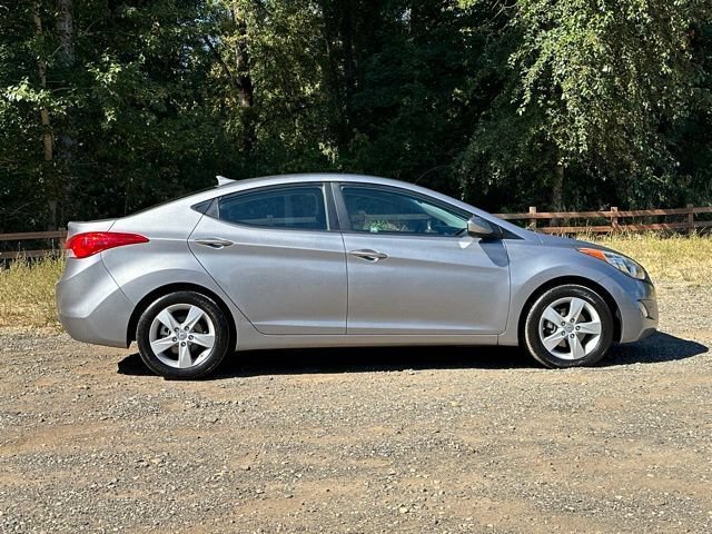 Used 2012 Hyundai Elantra GLS w/ Preferred Pkg 3 FWD image 10