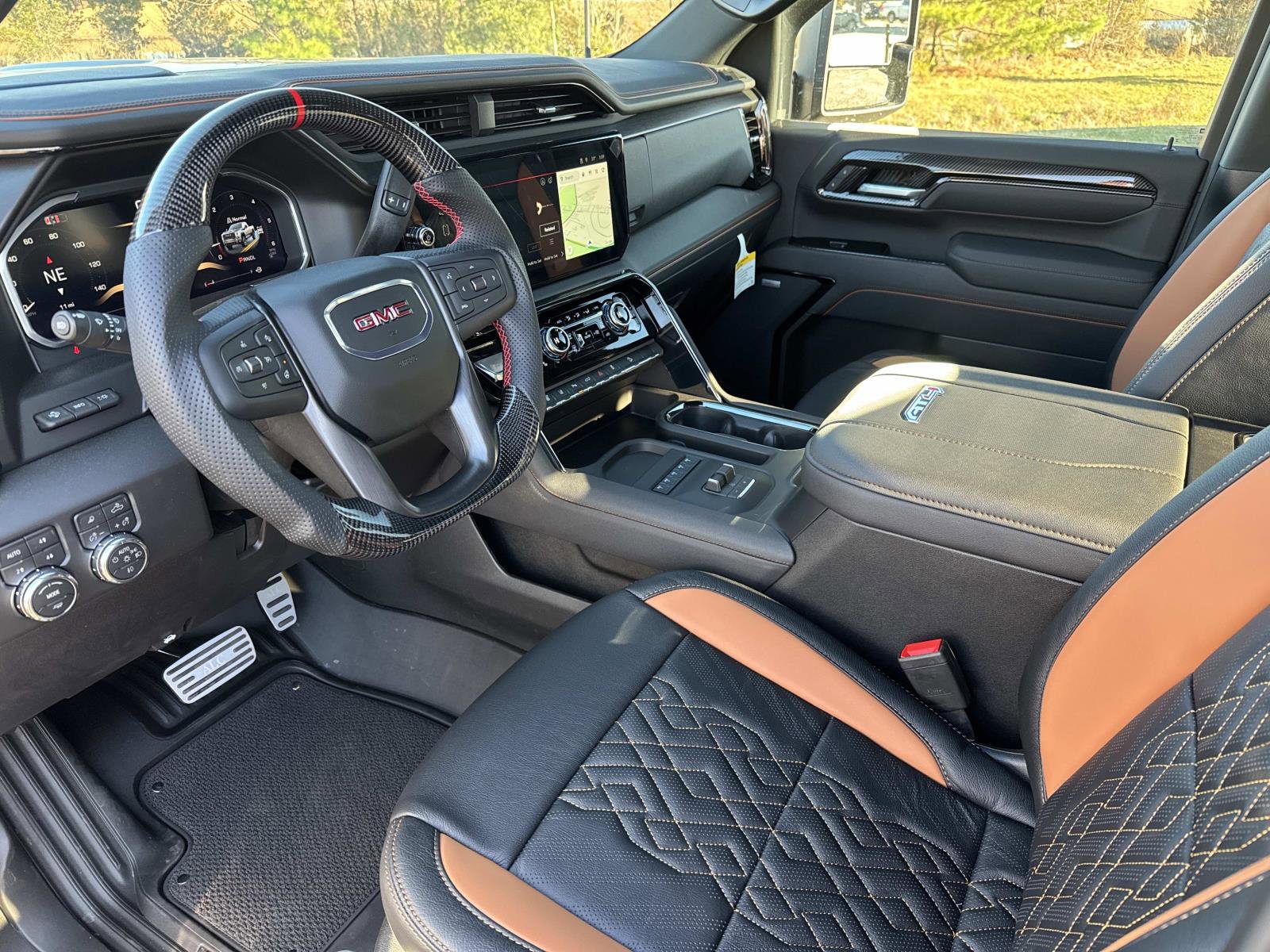 New 2026 GMC Sierra 2500 AT4 w/ Technology Package image 27