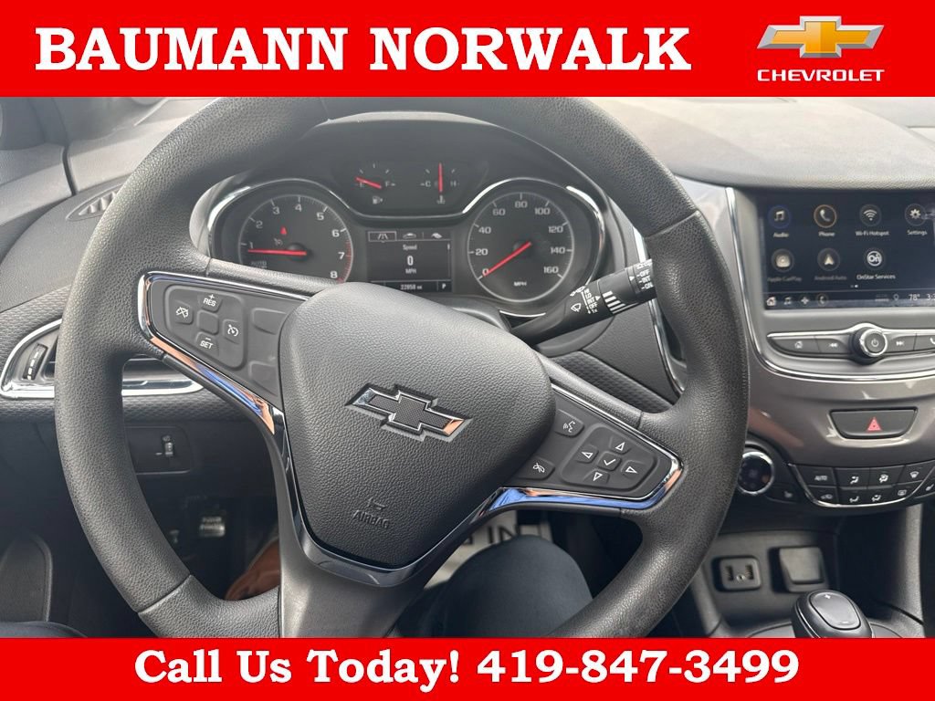 Used 2019 Chevrolet Cruze LT w/ Convenience Package FWD image 19