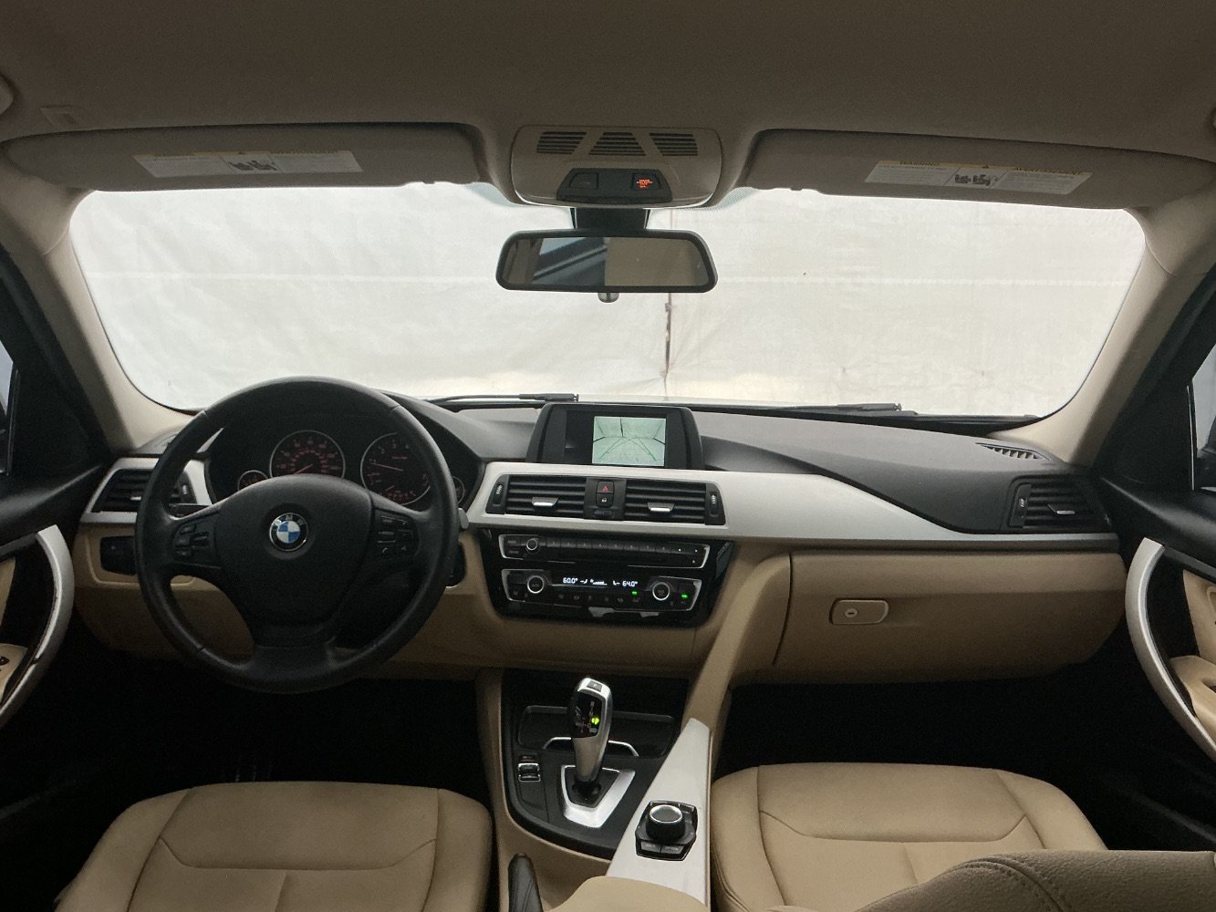Used 2018 BMW 320i Sedan RWD image 27
