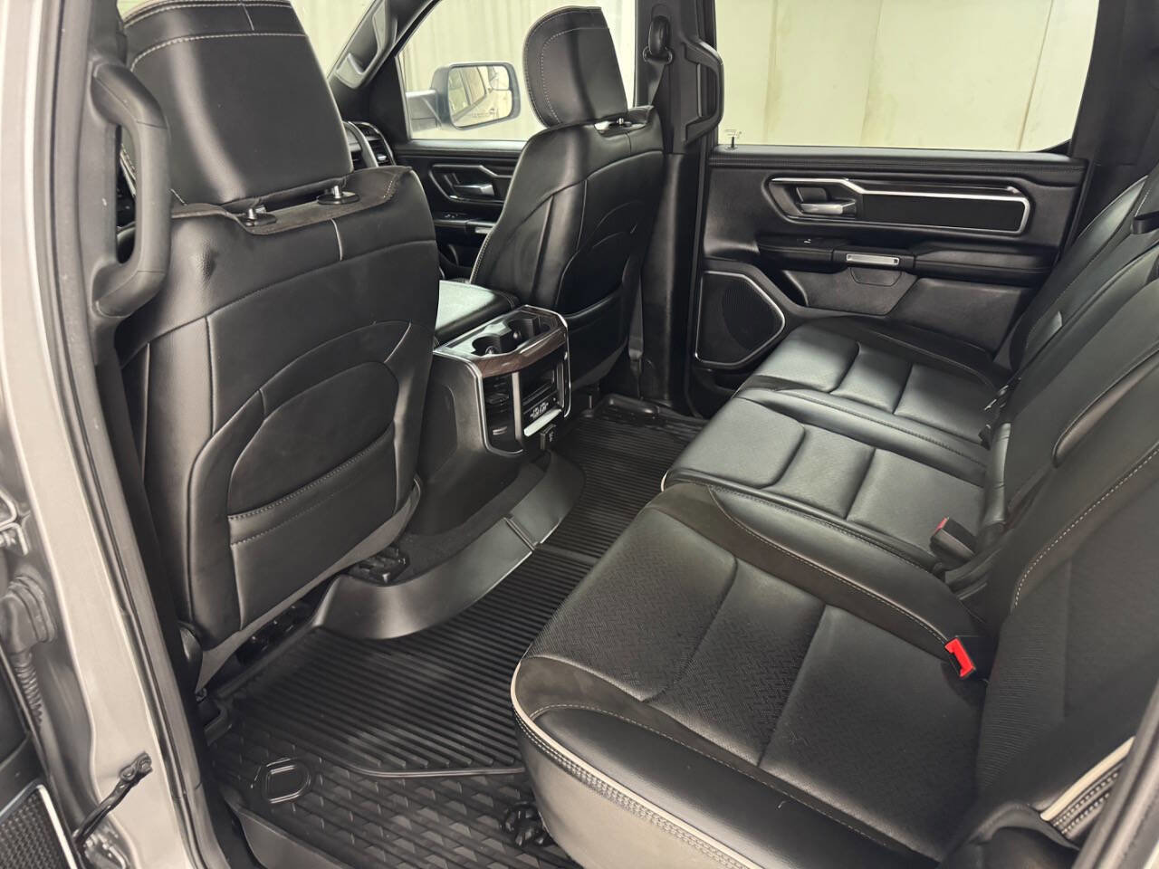 Used 2025 RAM 1500 Laramie w/ Laramie Southwest Edition image 45