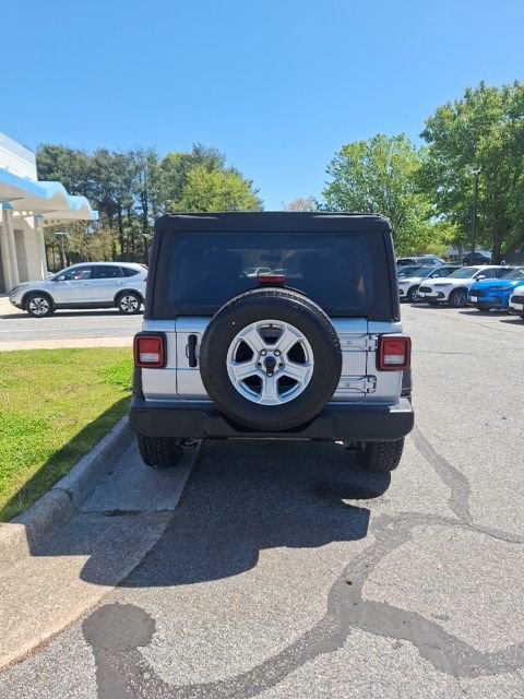 Used 2022 Jeep Wrangler Unlimited Sport image 11